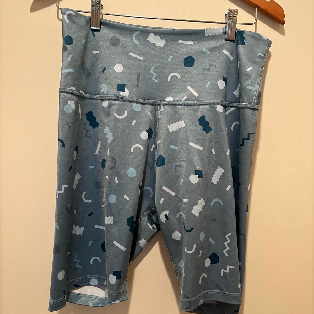 Beyond Yoga x Poketo XL High Waisted Biker Short - barely worn.